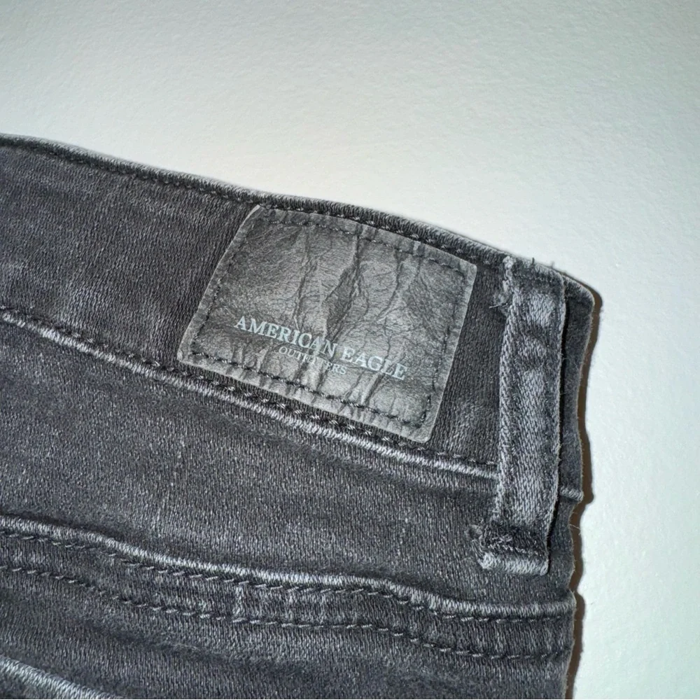 American Eagle Hi-Rise Shortie Black Shorts Size: 4